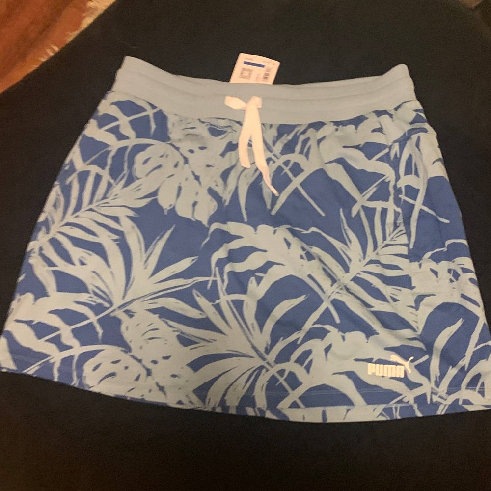 Puma Women's Blue Leaf Print Mini Skirt Spring Break